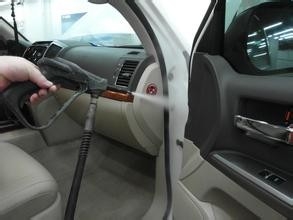 怎么去除新车里的味道。