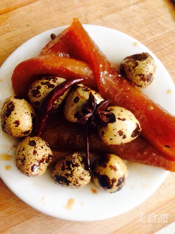 啤酒卤猪皮鹌鹑蛋