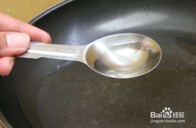 如何煎半熟鸡蛋?