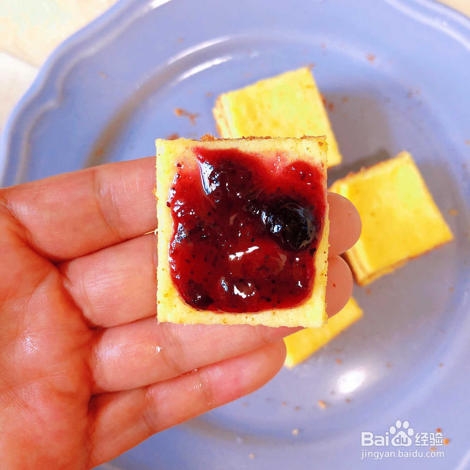 蓝莓果酱夹心蛋糕的做法