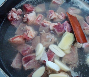 牛肉用高压锅压烂肉需要多久