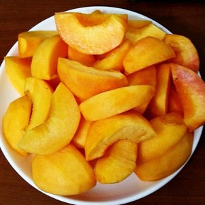 黄桃罐头（蒸）怎么做
