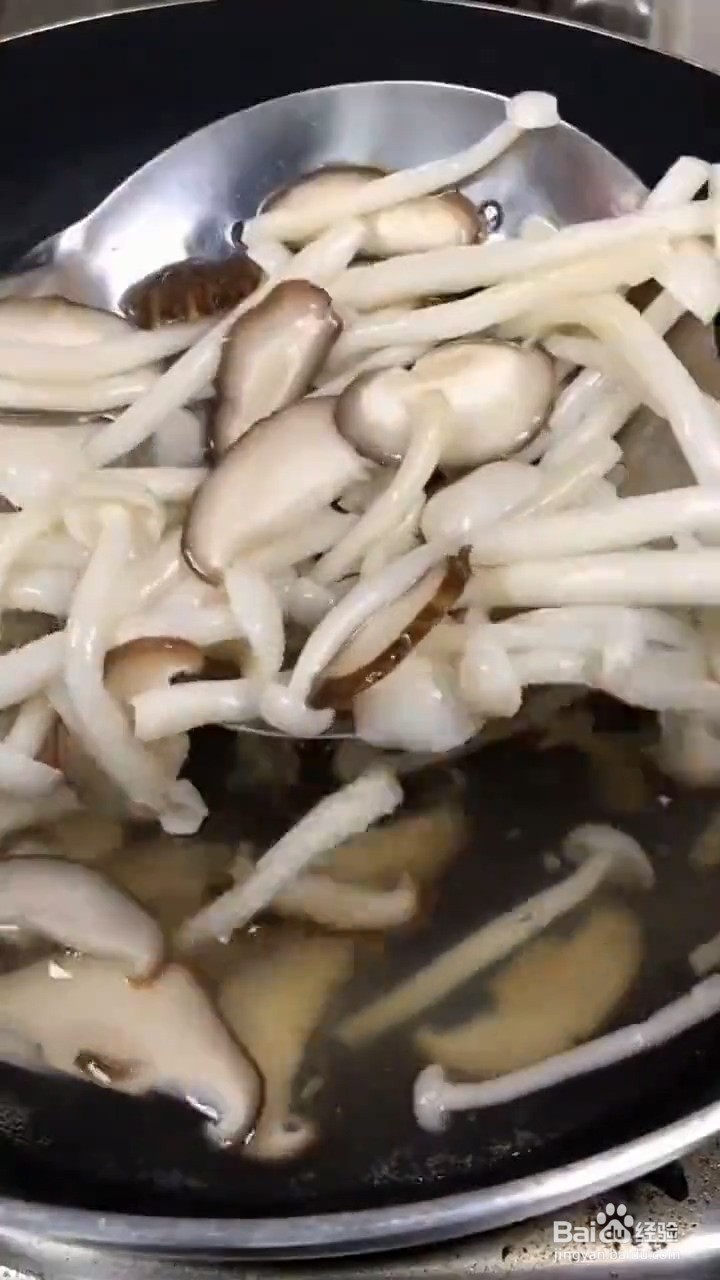 如何制作家常小炒双菇