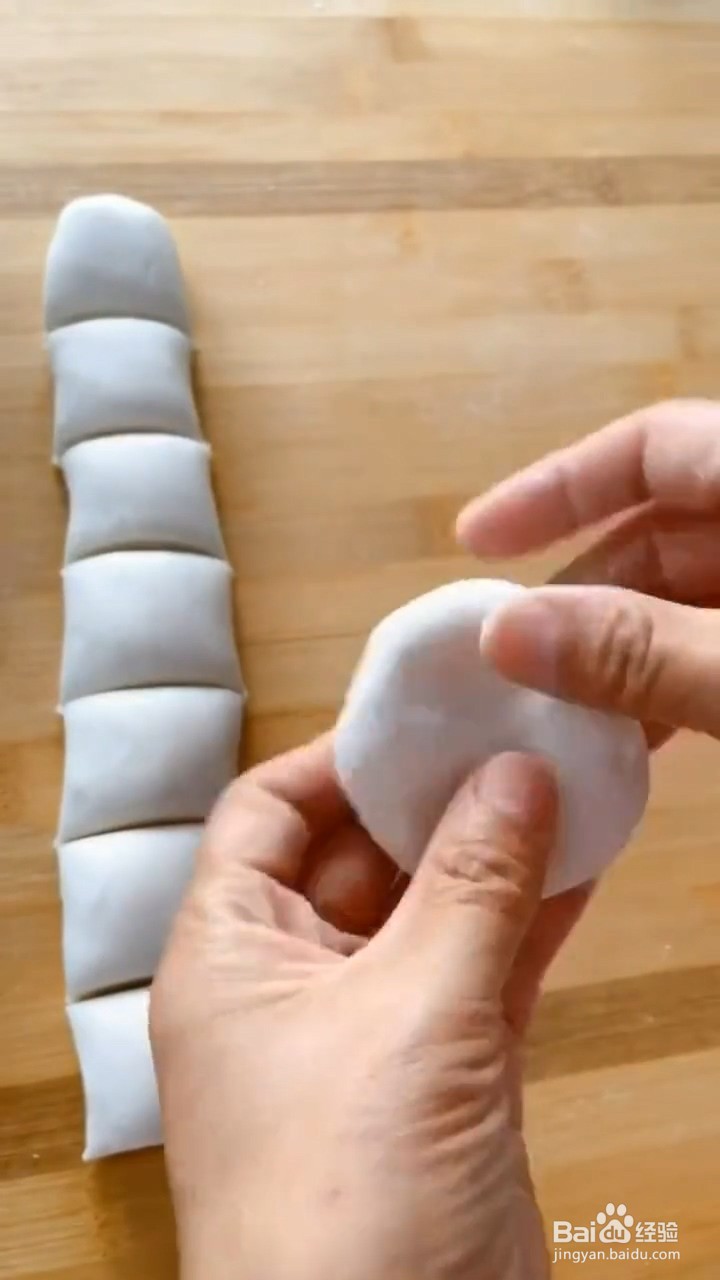 如何制作软糯的糯米面饼