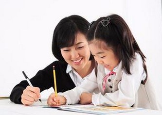 如何解决孩子写作业慢的问题