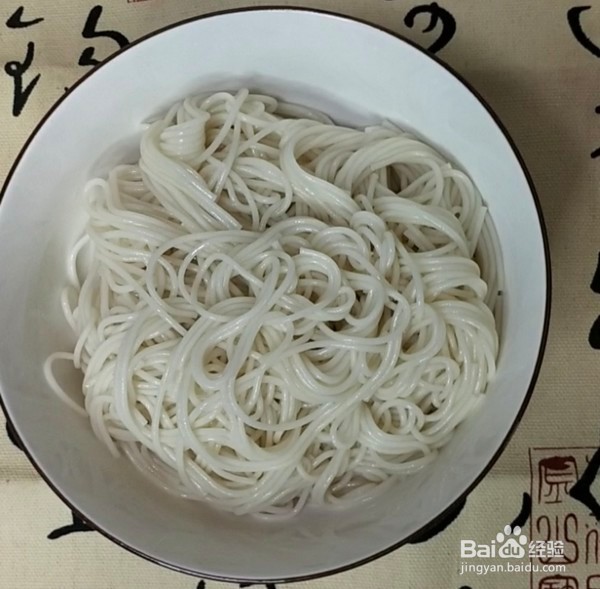 如何做虾蓉酱拌面