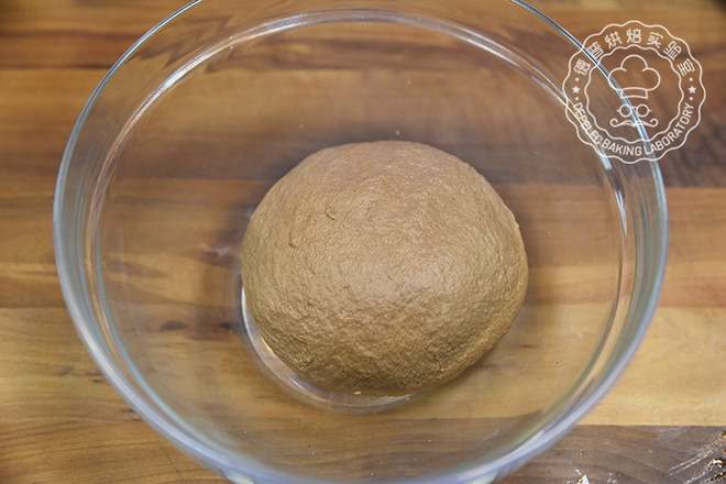 黑凤梨面包的做法