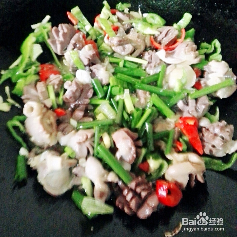 鸡肫炒辣椒的做法