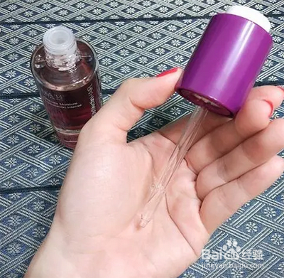 头发精华油的使用方法
