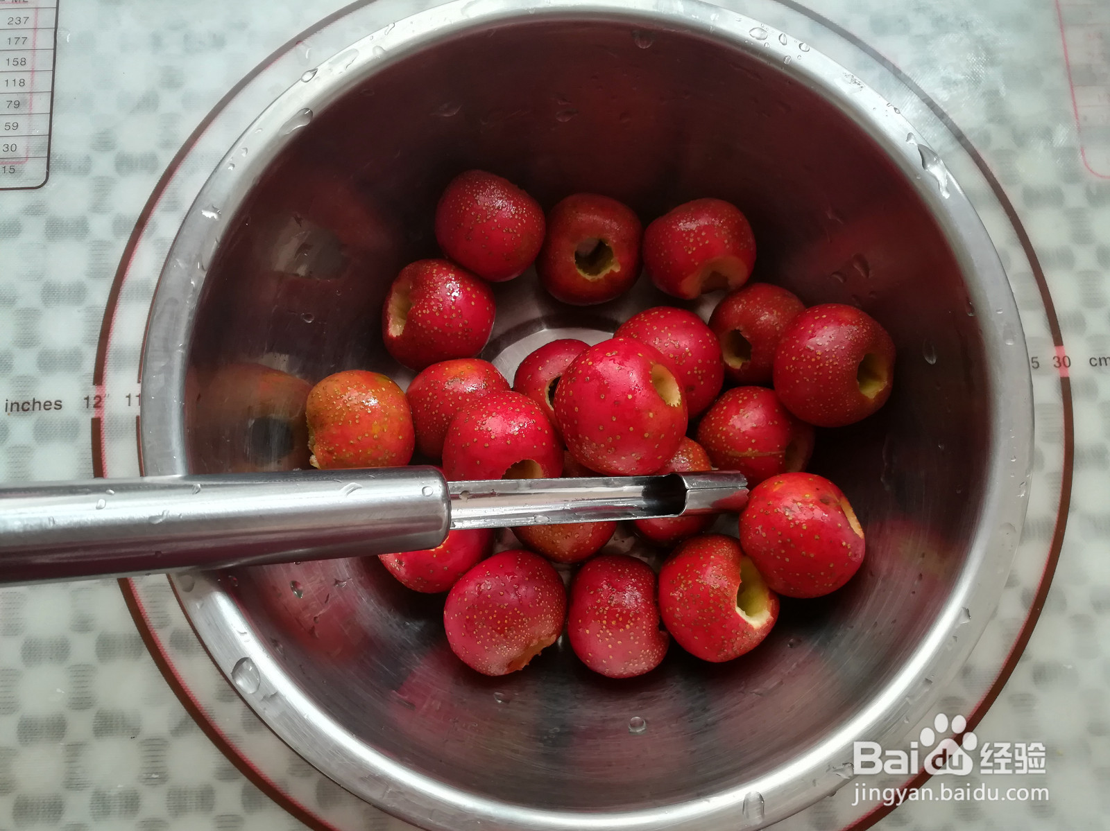 山楂雪丽球的做法