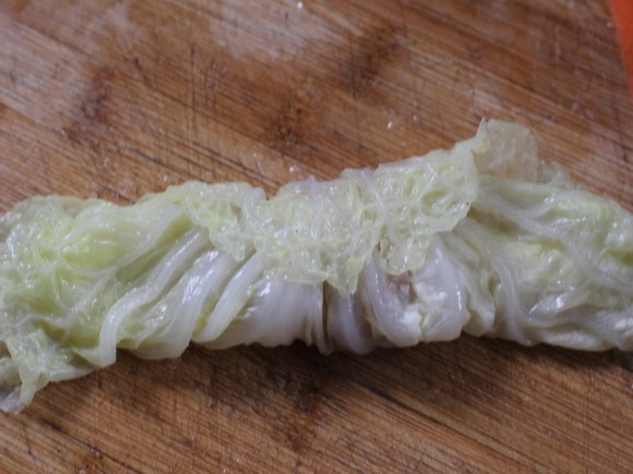 蒸白菜包的做法，妈妈们快收快收！