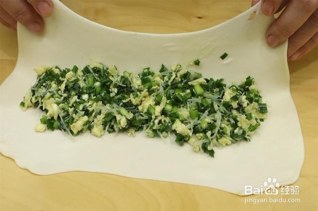 韭菜这种独特的做法，一缠一绕，外酥里软