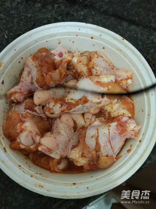 烤鸡翅根的做法