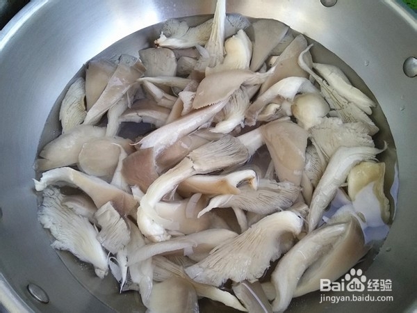 大白菜烧平菇的做法步骤