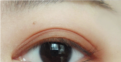 脏橘色眼影怎么画