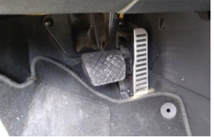 后备箱经常发霉怎么办