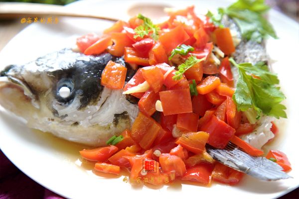 自制剁椒蒸鱼头