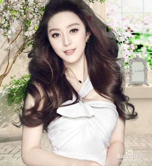 怎样利用Photoshop抽出滤镜扣出头像并更换背景