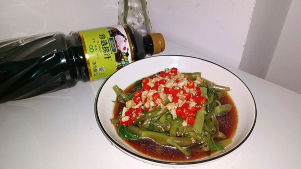 轻食凉拌空心菜