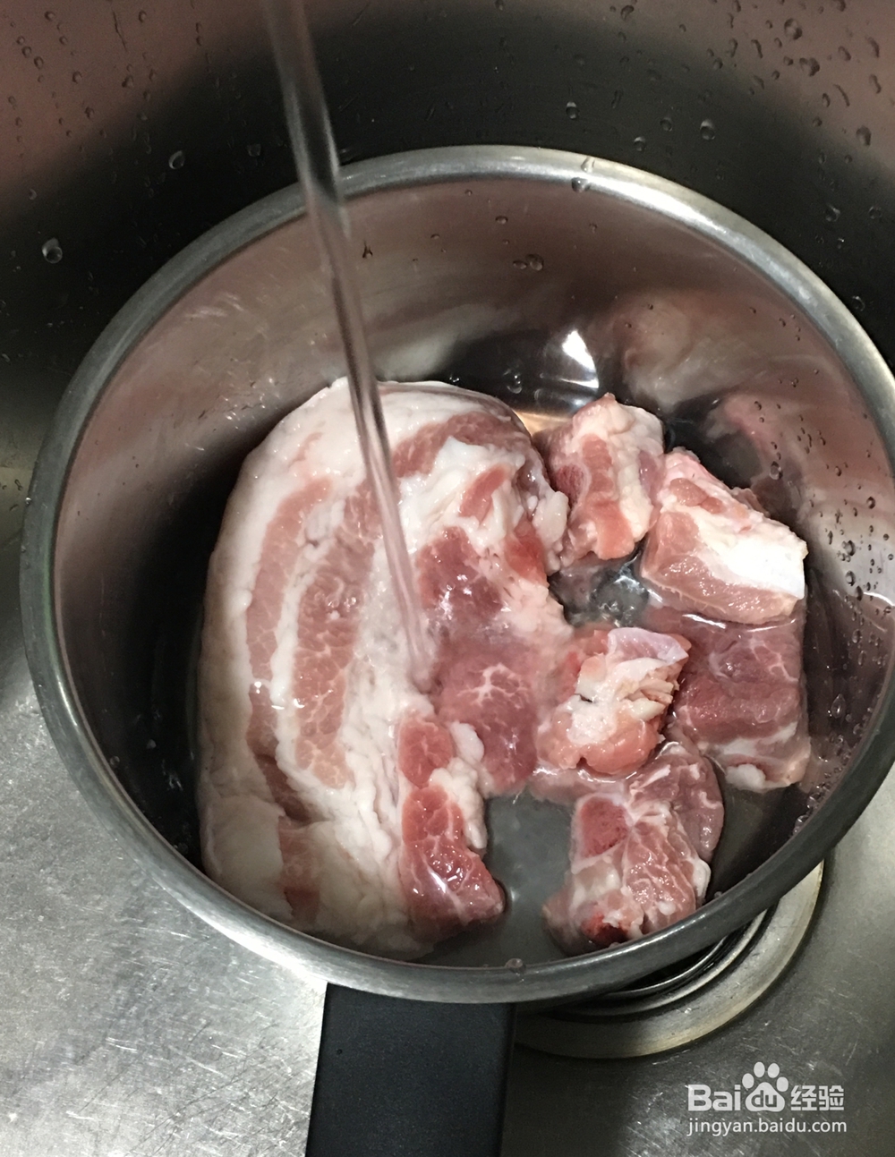怎样做卤水五花肉？