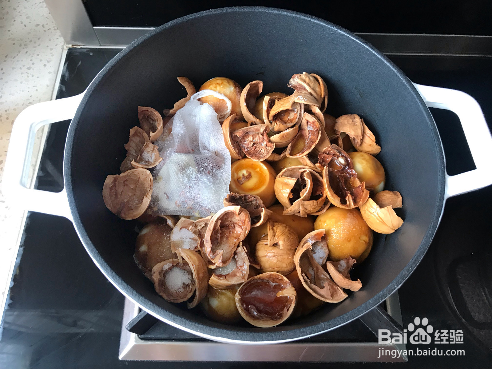 核桃壳卤啤酒蛋的做法