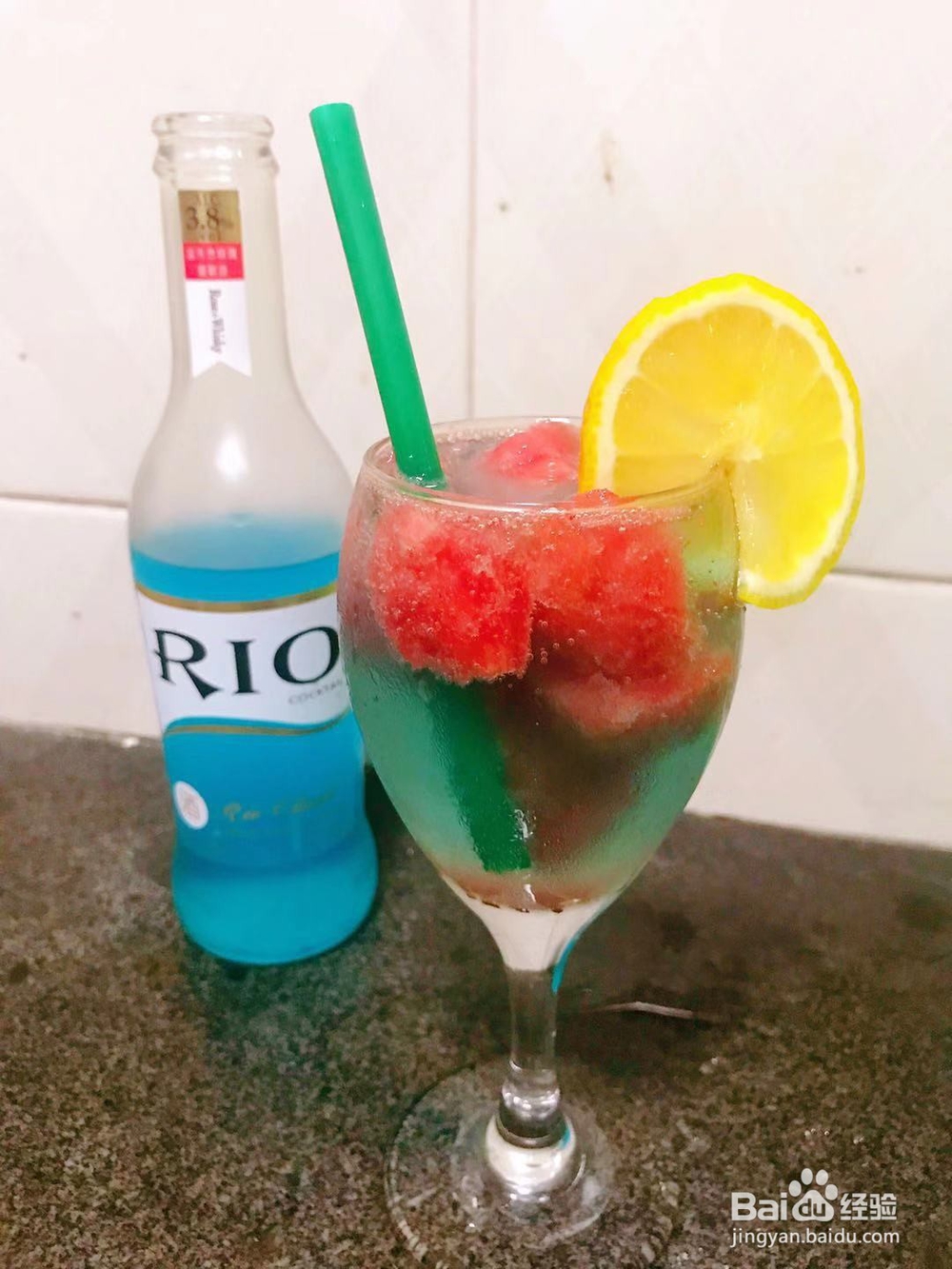 自制水果鸡尾酒