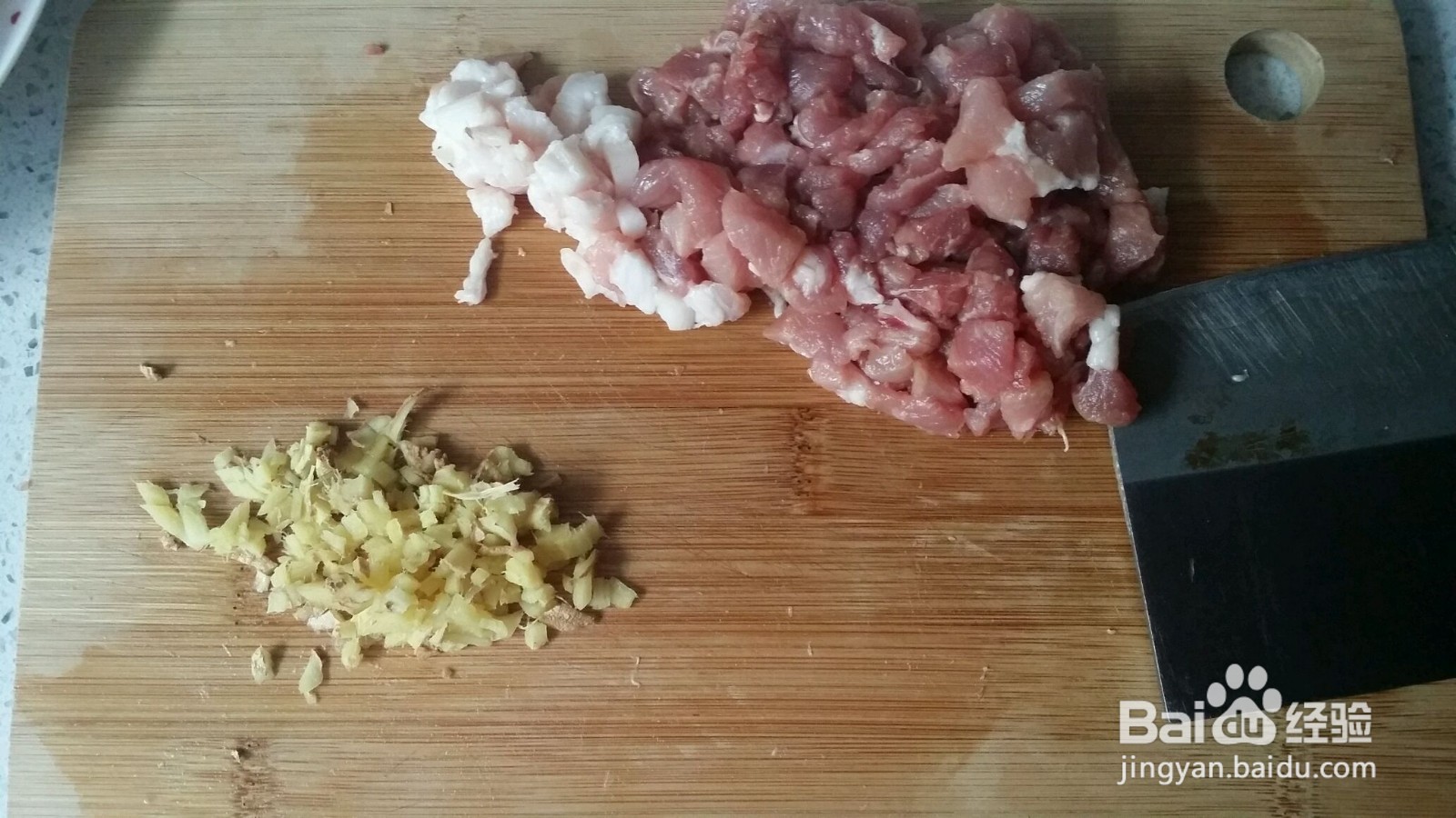 榨菜担担面的做法