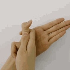 手指弯曲怎么矫正