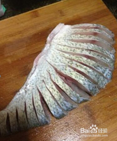 孔雀开屏清蒸鱼