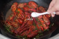夏季常用菜——麻辣小龙虾