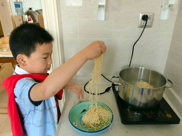家庭自制正宗风吹凉面