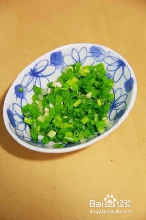 葱油鸡怎么做？最好吃的鸡肉做法教程