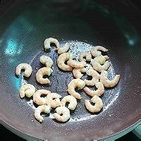 虾仁炒面的美味做法