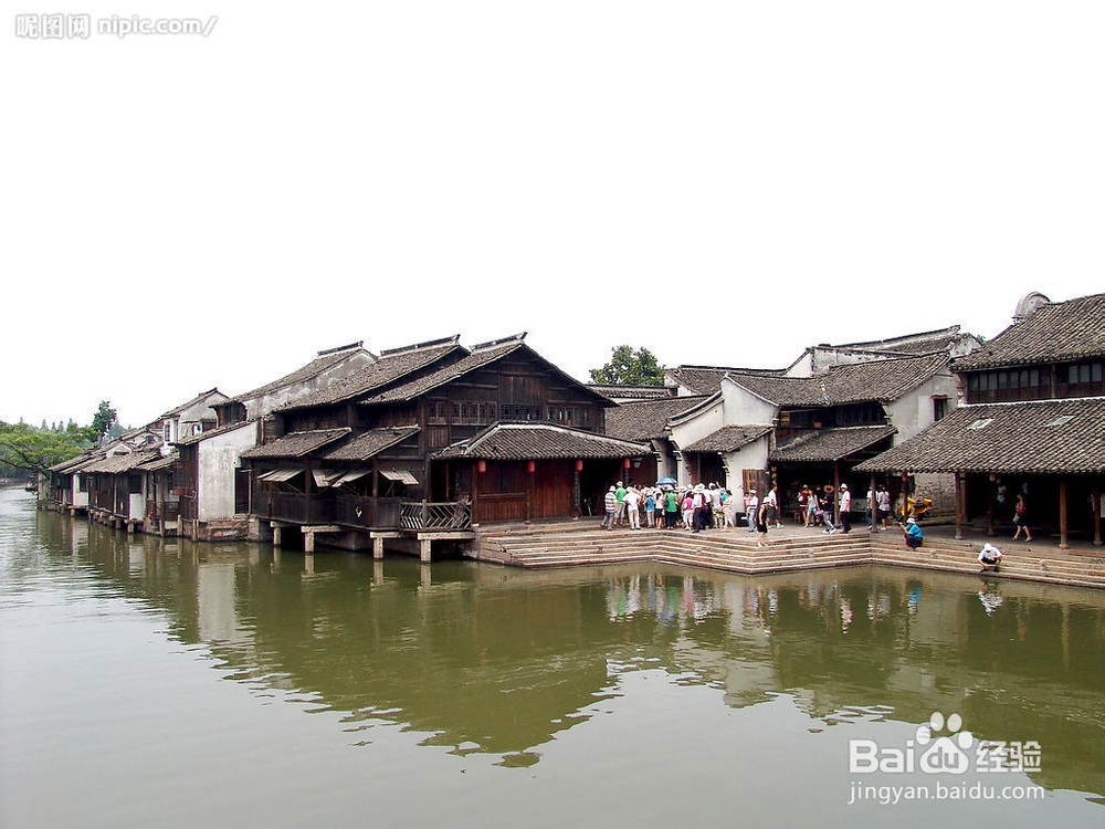 走进乌镇，感受六千年的美 。