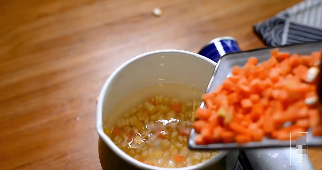 蟹黄炒饭怎么做