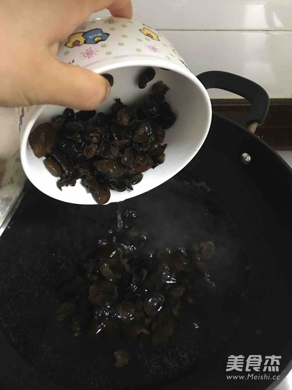 凉拌木耳的做法