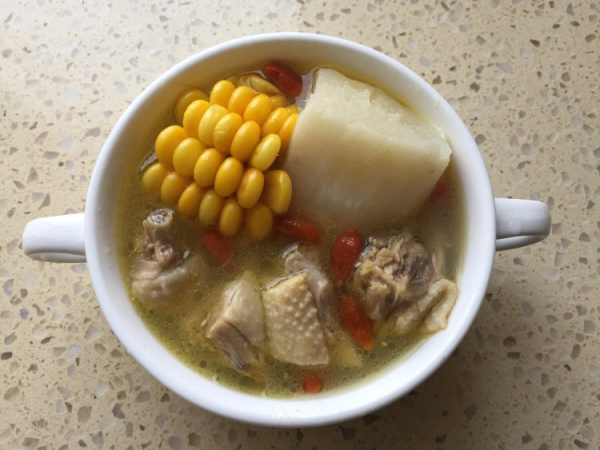 炖鸡汤时要不要把鸡油去扔掉