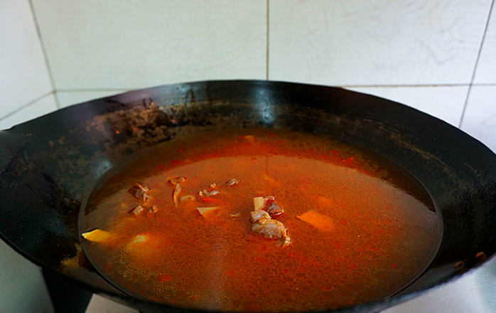 如何烹饪腌制的咸鸭