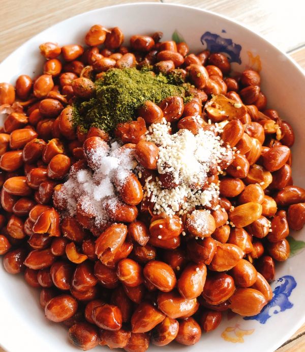 家常油酥花生米