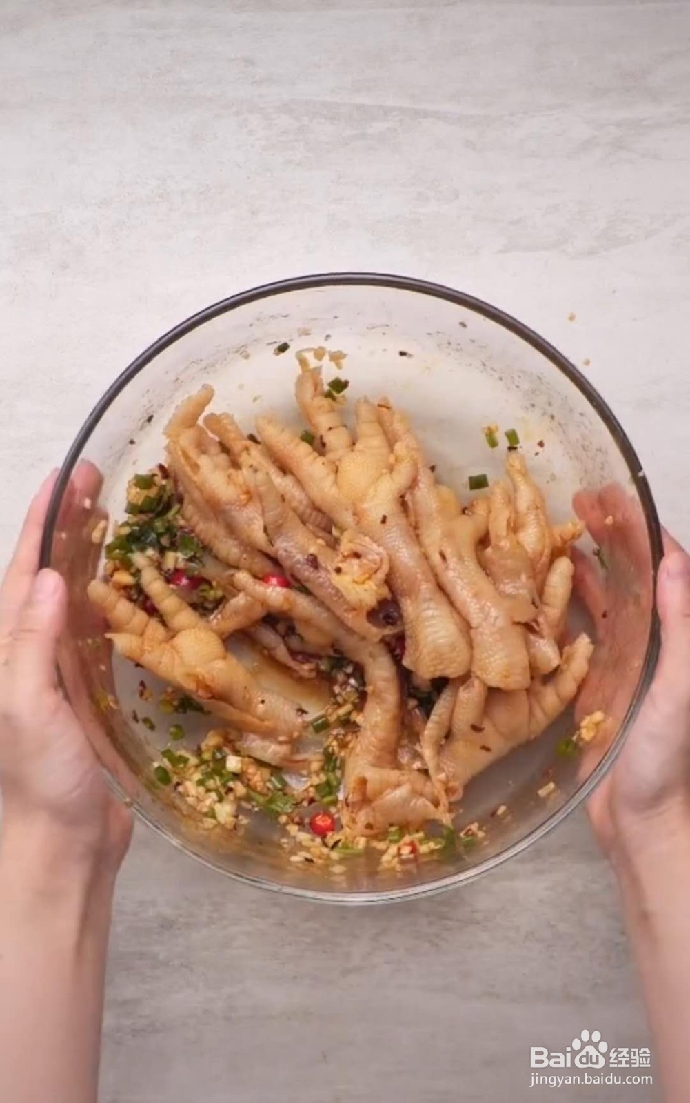 怎么制作酸辣无骨鸡爪