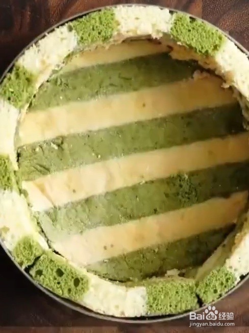 奇异果酸奶条纹蛋糕怎么做