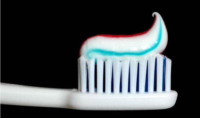 为什么牙膏能去老年斑