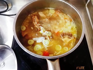 韩式牛尾汤的做法