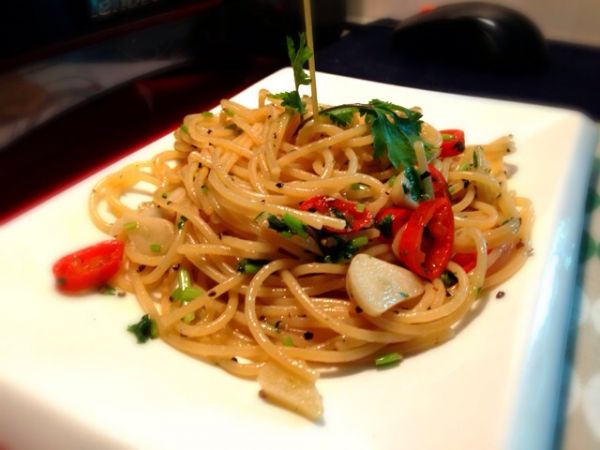 蒜香辣味意大利面