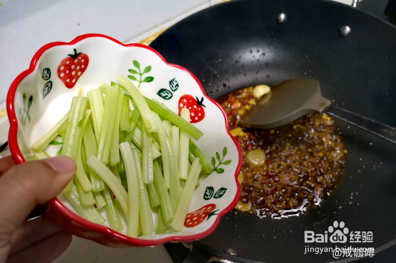限量版仔姜牛肉丝的做法