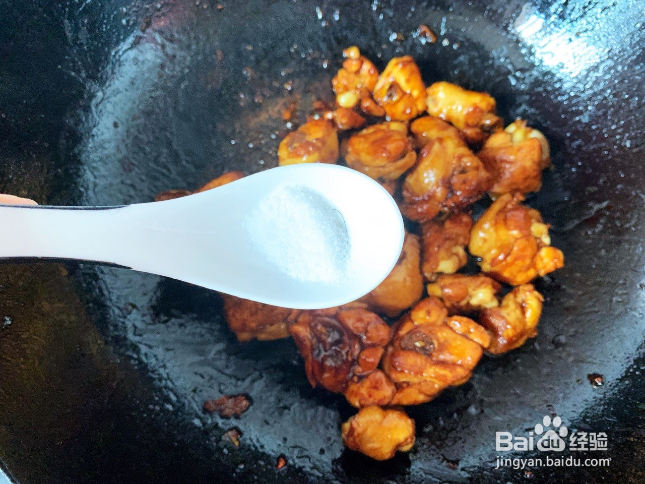 小炒鸡腿的做法
