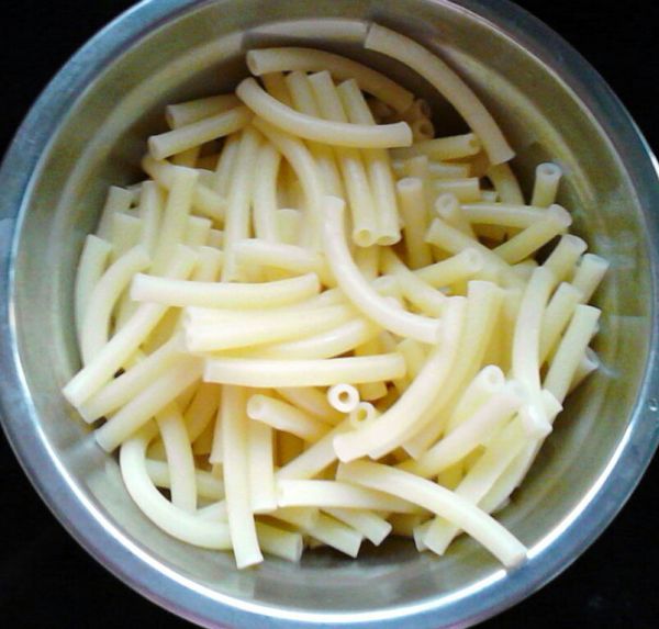 鲜奶蔬菜通心粉