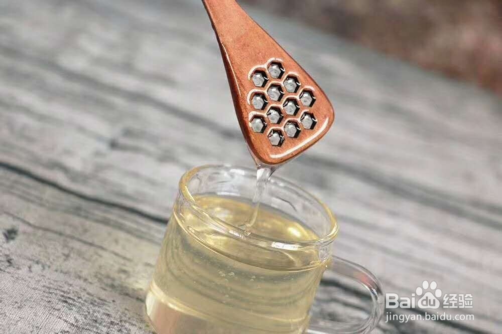 夏天,为什么说柠檬和蜂蜜泡水是最佳搭档?