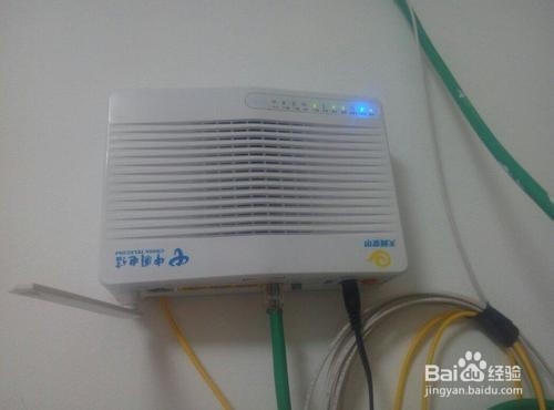 怎么找光猫上面的另一个wifi账号和密码