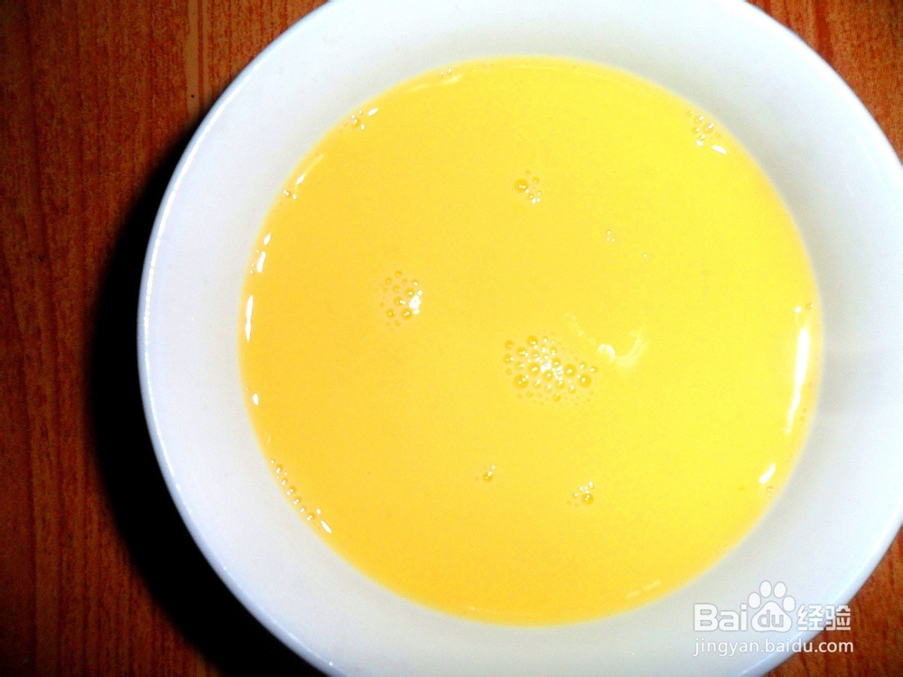 家常饭菜随意做——青椒木耳炒鸡蛋